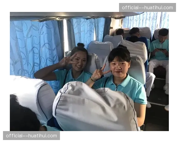 技术台花絮:计时器突发故障,比赛中断十分钟 技术台花絮:计时器突发故障,比赛中断十分钟